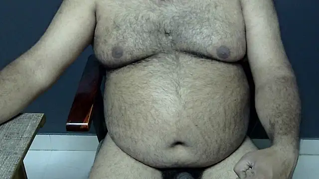 hairysubcub 70 online show from February 18, 2025, 1:22 pm