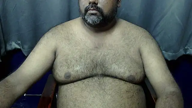 Snapshot of hairysubcub_70 chatting on October 1, 2025, 9:04 am hairysubcub 70 online show from October 1, 2025, 9:04 am