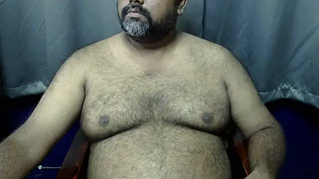 Snapshot of hairysubcub_70 chatting on October 6, 2025, 6:44 am hairysubcub 70 online show from October 6, 2025, 6:44 am