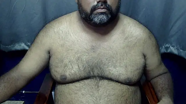Snapshot of hairysubcub_70 chatting on October 7, 2025, 7:05 am hairysubcub 70 online show from October 7, 2025, 7:05 am