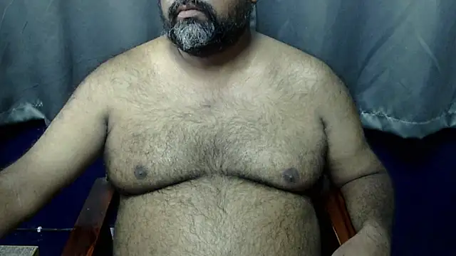 Snapshot of hairysubcub_70 chatting on October 16, 2025, 8:26 am hairysubcub 70 online show from October 16, 2025, 8:26 am