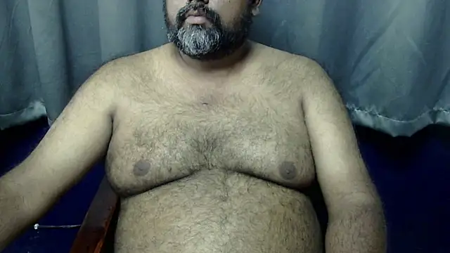 Snapshot of hairysubcub_70 chatting on October 19, 2025, 8:37 am hairysubcub 70 online show from October 19, 2025, 8:37 am