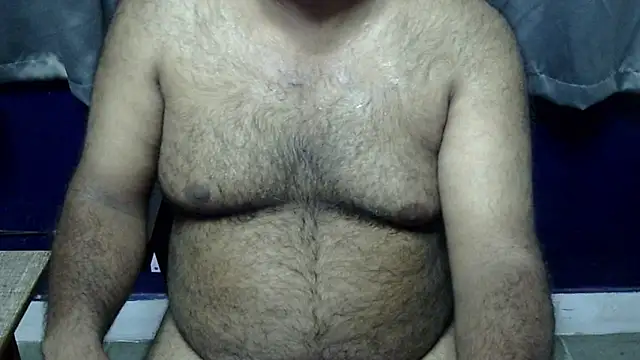 Snapshot of hairysubcub_70 chatting on October 31, 2025, 3:57 pm hairysubcub 70 online show from October 31, 2025, 3:57 pm