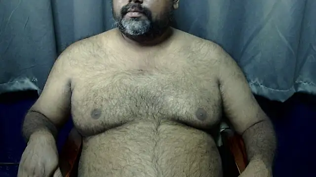 hairysubcub 70 online show from November 21, 2025, 7:51 am