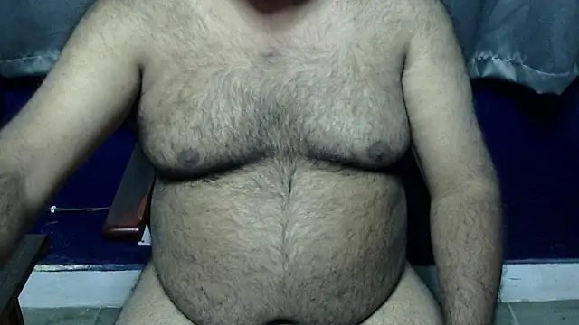 hairysubcub 70 online show from December 15, 2025, 4:44 pm