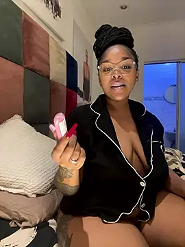 sexyTHANDO online show from January 11, 2026, 9:20 pm