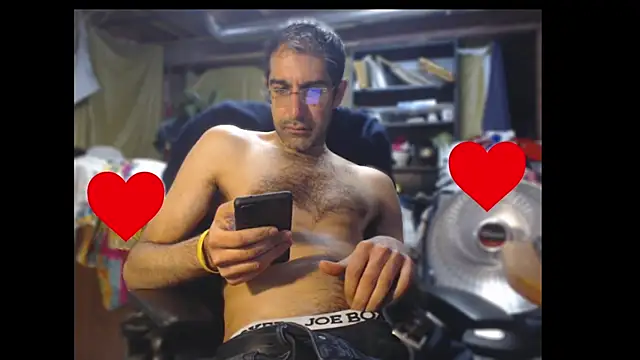 Snapshot of Gsmile1 chatting on March 15, 2025, 7:48 pm Gsmile1 online show from March 15, 2025, 7:48 pm