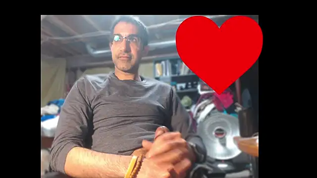 Snapshot of Gsmile1 chatting on March 29, 2026, 5:02 pm Gsmile1 online show from March 29, 2026, 5:02 pm