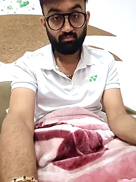 Snapshot of love4shownude chatting on December 27, 2024, 2:47 am love4shownude online show from December 27, 2024, 2:47 am