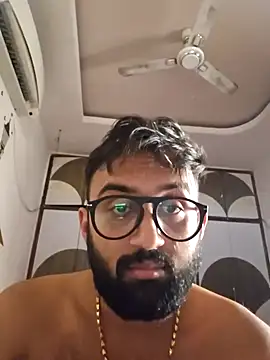 Snapshot of love4shownude chatting on December 29, 2024, 8:55 am love4shownude online show from December 29, 2024, 8:55 am