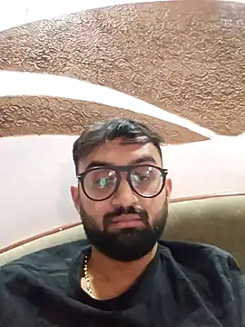 Snapshot of love4shownude chatting on January 20, 2025, 3:04 am love4shownude online show from January 20, 2025, 3:04 am