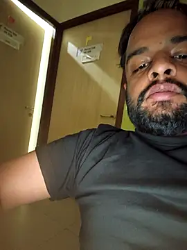 Snapshot of yashu9 chatting on March 22, 2026, 11:08 pm yashu9 online show from March 22, 2026, 11:08 pm