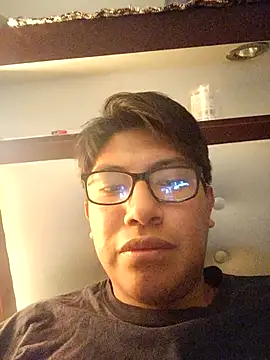 Snapshot of Francotirador21 chatting on October 25, 2025, 11:21 pm Francotirador21 online show from October 25, 2025, 11:21 pm