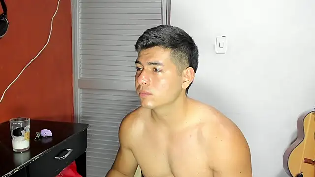 VincentSavage online show from March 16, 2026, 3:56 am