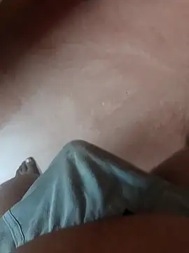 dinesh682 online show from February 27, 2026, 6:57 am