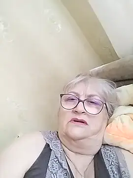 Snapshot of LolkaAlyss chatting on September 25, 2025, 2:43 pm LolkaAlyss online show from September 25, 2025, 2:43 pm