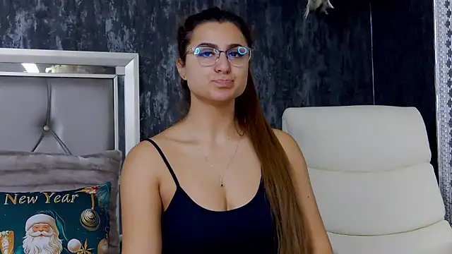 NicolePlay online show from January 4, 2025, 5:48 am