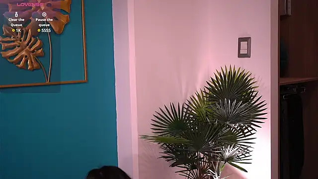 clarissegarcia online show from March 2, 2025, 4:07 am