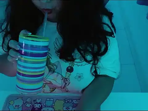 KittyK3 online show from February 3, 2026, 4:54 am