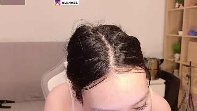 aliiiiiina online show from December 31, 2024, 5:29 pm