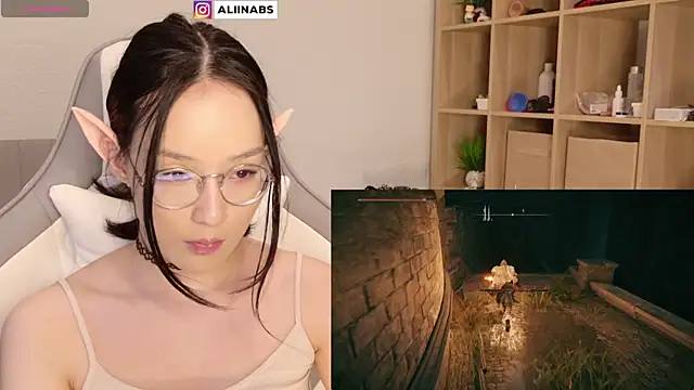 aliiiiiina online show from December 31, 2024, 8:34 pm