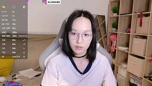 aliiiiiina online show from March 16, 2025, 11:47 pm