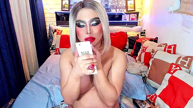 TsGoddessNhicolle online show from November 8, 2025, 10:26 am