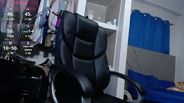 lewislamxxx hot online show from September 20, 2025, 9:49 pm