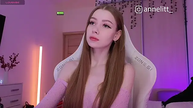 Annelitt online show from December 16, 2025, 8:14 pm