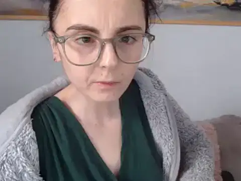 cleophee online show from January 16, 2025, 9:48 am