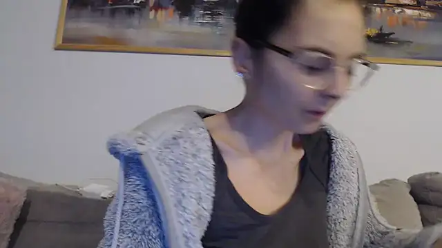 Snapshot of cleophee chatting on January 7, 2026, 5:43 am cleophee online show from January 7, 2026, 5:43 am