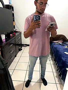 Snapshot of Darkdickhard chatting on October 2, 2025, 5:09 pm Darkdickhard online show from October 2, 2025, 5:09 pm