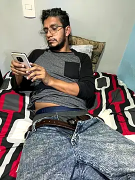 Snapshot of Darkdickhard chatting on October 13, 2025, 4:23 am Darkdickhard online show from October 13, 2025, 4:23 am