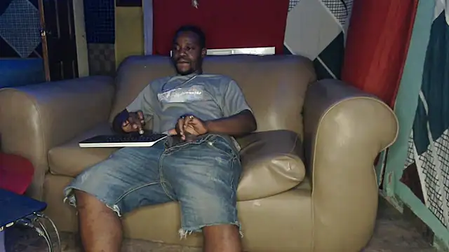 Tirichexxx online show from December 29, 2024, 4:38 am
