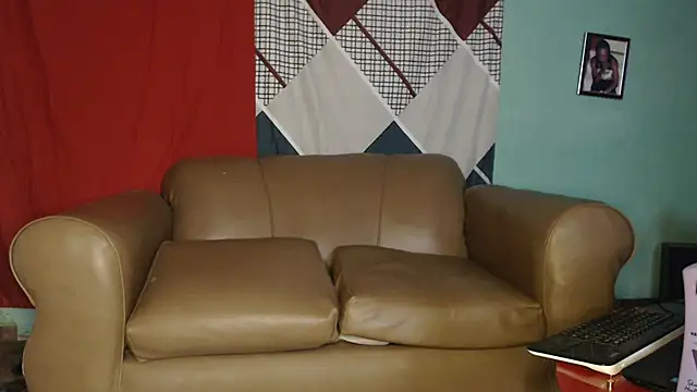 Tirichexxx online show from January 12, 2025, 5:33 pm