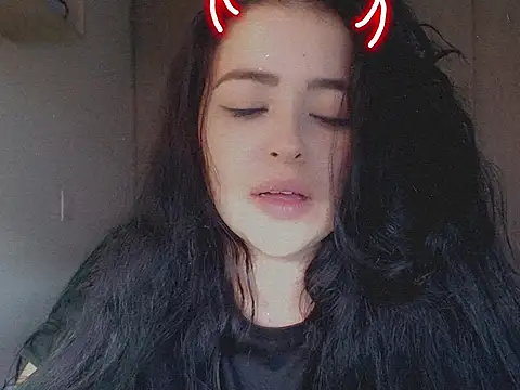 Snapshot of Aleska__Bell chatting on September 20, 2025, 10:22 pm Aleska  Bell online show from September 20, 2025, 10:22 pm