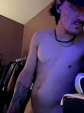 Snapshot of Jbizzle247 chatting on December 19, 2025, 6:42 am Jbizzle247 online show from December 19, 2025, 6:42 am