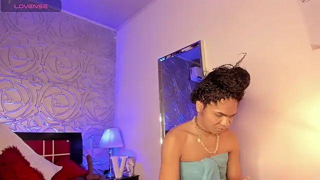 Snapshot of vennus1_ chatting on January 28, 2025, 1:27 pm vennus1  online show from January 28, 2025, 1:27 pm