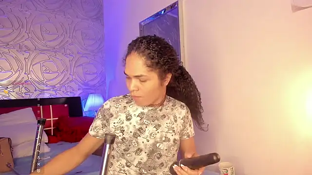 Snapshot of vennus1_ chatting on February 21, 2025, 2:38 pm vennus1  online show from February 21, 2025, 2:38 pm