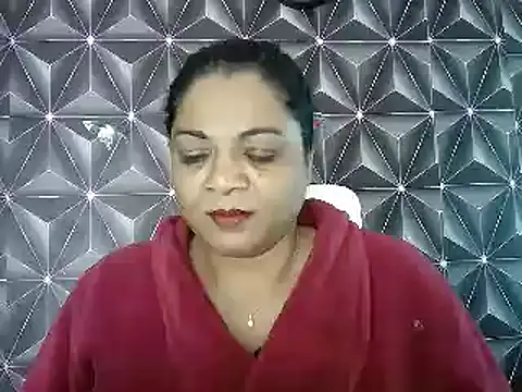 Snapshot of IndianDelia chatting on June 20, 2026, 7:22 am IndianDelia online show from June 20, 2026, 7:22 am