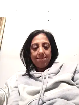 Snapshot of Mahi4luv chatting on September 30, 2025, 11:54 pm Mahi4luv online show from September 30, 2025, 11:54 pm