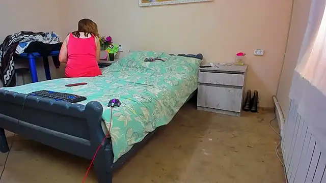 DUSSY PUSSY online show from June 16, 2026, 4:04 am