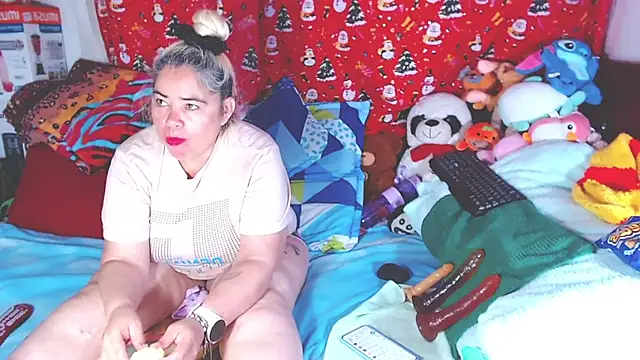 estrellita fugaz16x online show from February 21, 2026, 3:40 am