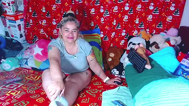 estrellita fugaz16x online show from May 13, 2026, 4:32 am