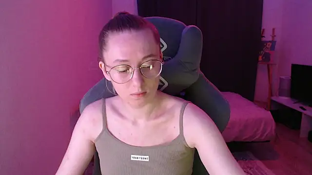 Snapshot of AnabelFrel chatting on October 30, 2025, 12:23 am AnabelFrel online show from October 30, 2025, 12:23 am