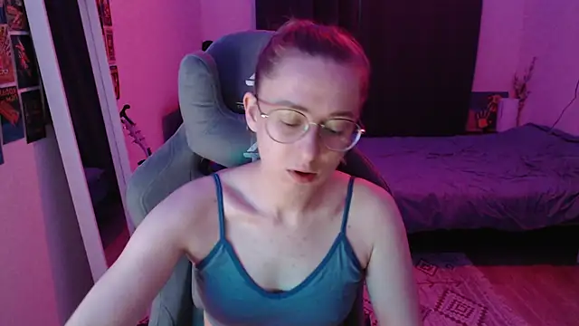 AnabelFrel online show from May 7, 2026, 12:05 am