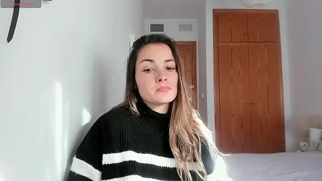 NiaStone online show from January 17, 2025, 9:06 am