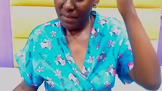 SLUTYLISA online show from October 9, 2025, 5:33 pm