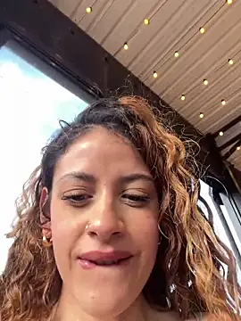 Snapshot of alana15 chatting on November 11, 2025, 9:26 pm alana15 online show from November 11, 2025, 9:26 pm