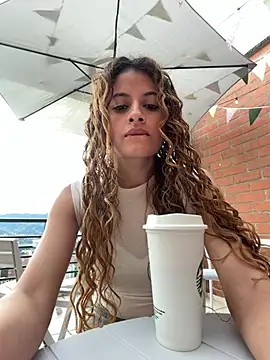 alana15 online show from July 15, 2026, 9:53 pm